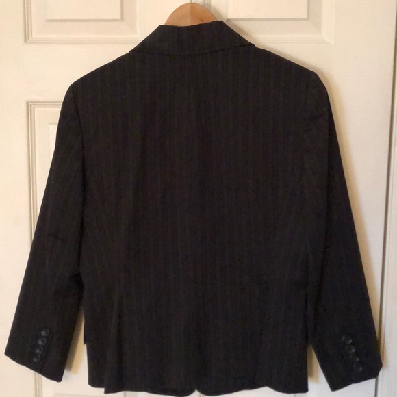 Ann Taylor blazer - Picture 6 of 15